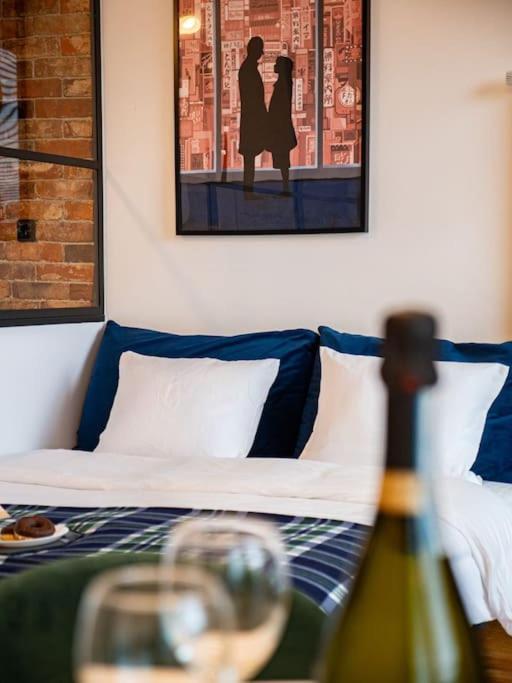 Chic Apartment In Historic Koneser Area วอร์ซอ ภายนอก รูปภาพ
