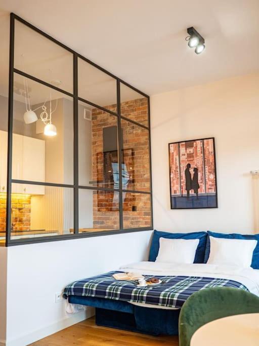 Chic Apartment In Historic Koneser Area วอร์ซอ ภายนอก รูปภาพ