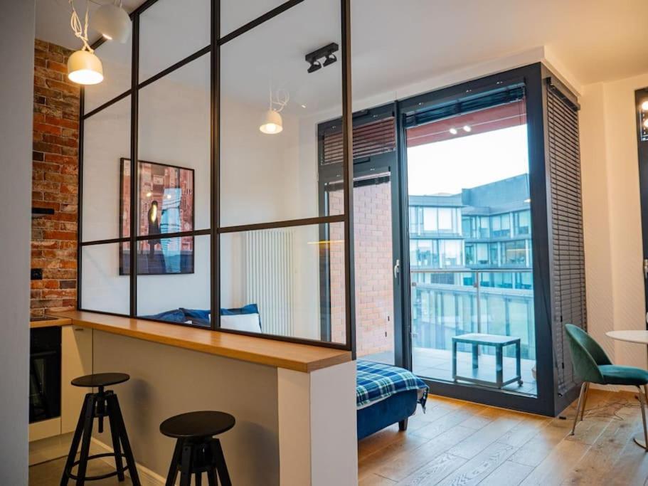 Chic Apartment In Historic Koneser Area วอร์ซอ ภายนอก รูปภาพ